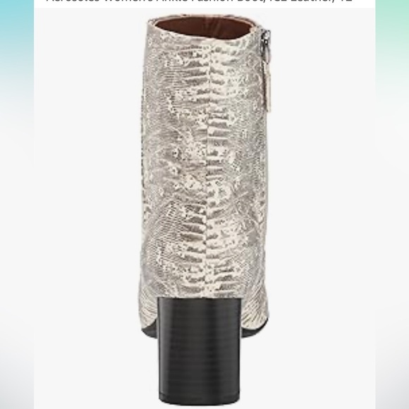 NWT Aerosoles Women's Ankle Fashion Boot, ICE LEATHER  size 11 - Picture 3 of 9